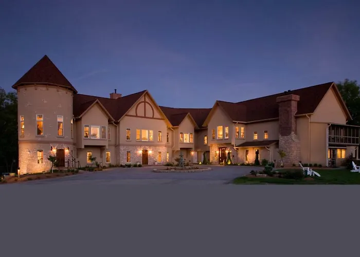 Goldmoor Inn & Resort